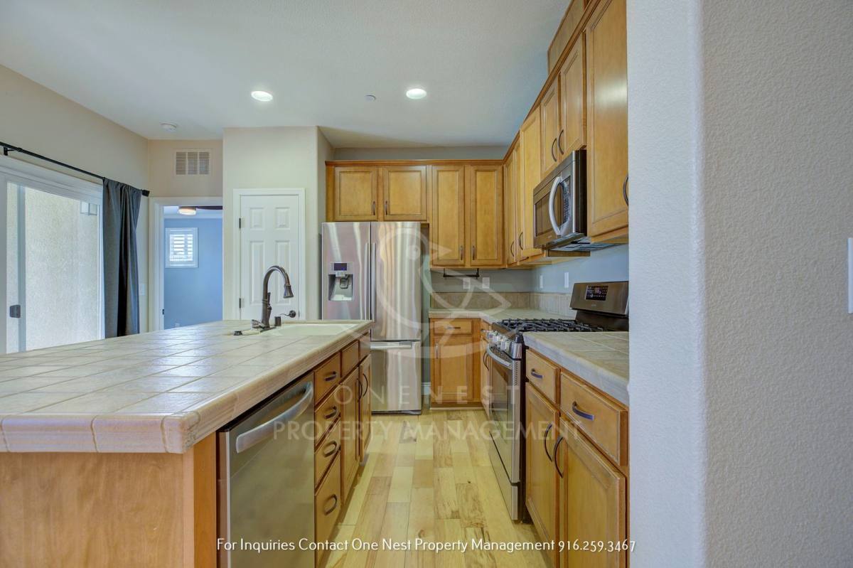 Condo for rent at 2050 Sierra View, Lincoln, CA 95648