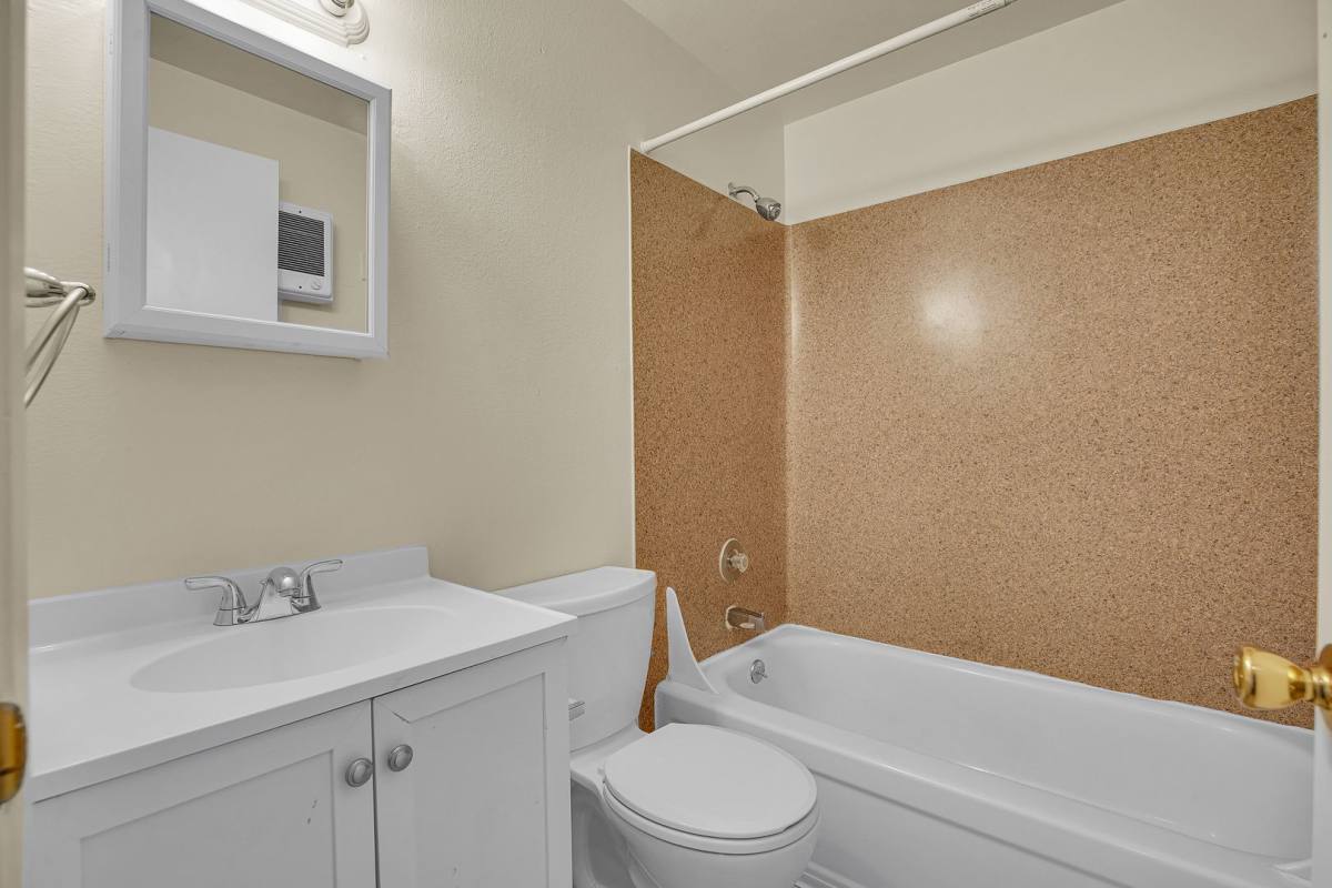 Apartment for rent at 11115 SE Holgate Blvd, Portland, OR 97266
