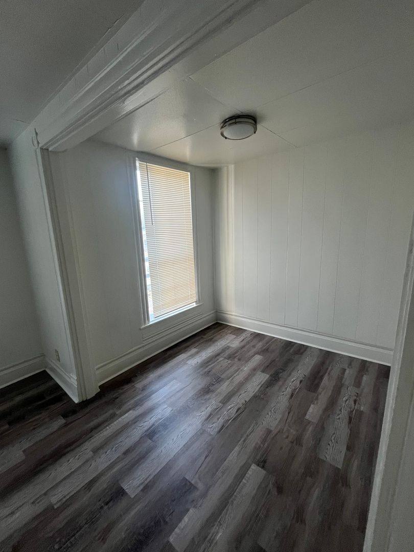 Apartment for rent at 2922 Bank St, Louisville, KY 40212