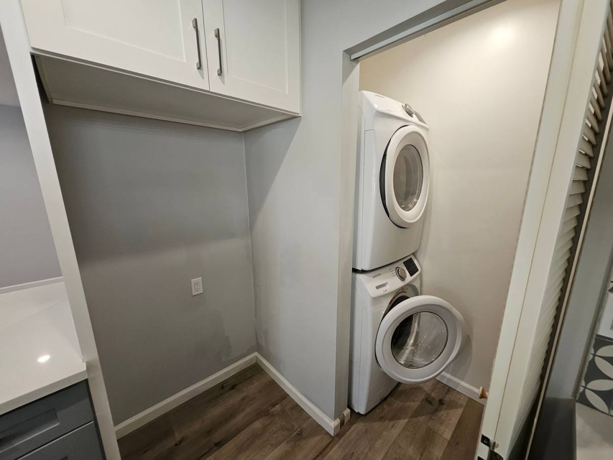 Apartment for rent at 2350 Florencita Ave, Montrose, CA 91020