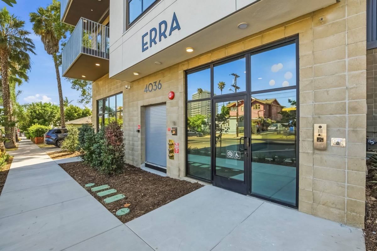 Apartment for rent at 4036 Centre St, San Diego, CA 92103