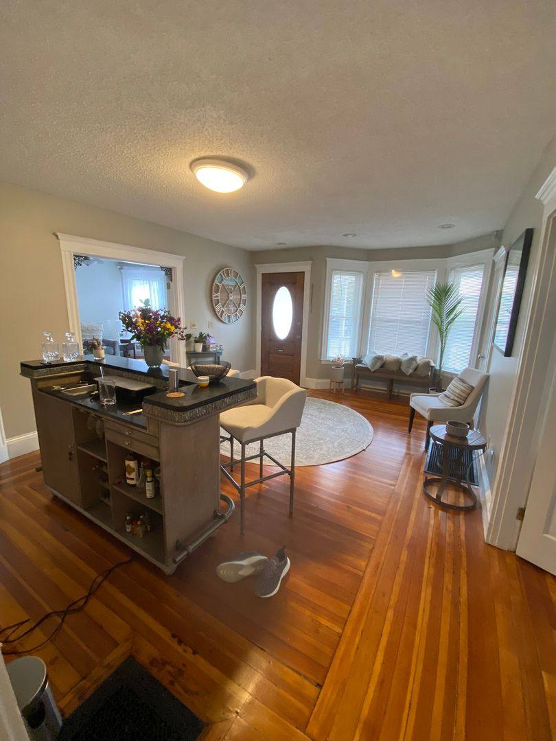 House for rent at 81 Bigelow St #1, Quincy, MA 02169