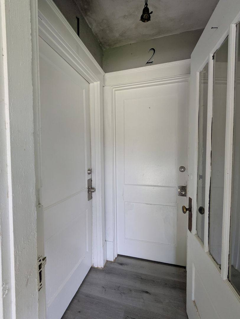 Apartment for rent at 522 W Harrison Ave, Clarksville, IN 47129