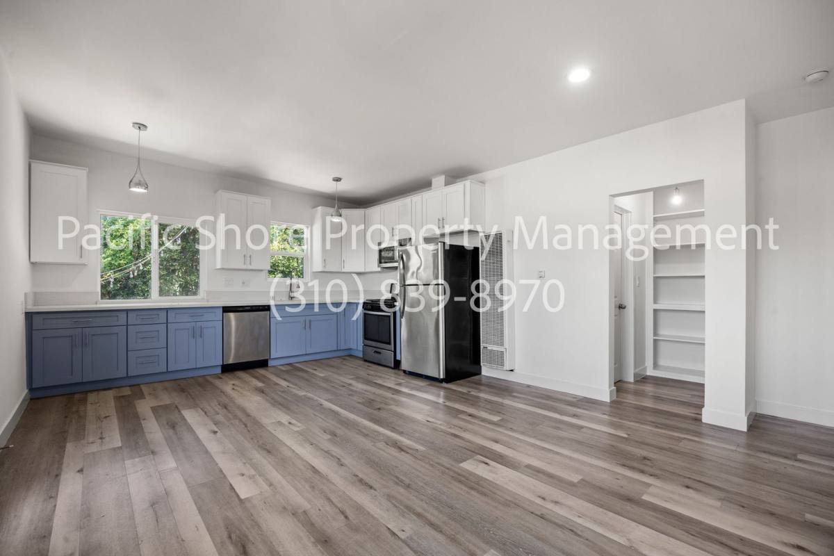 Apartment for rent at 1315 Montana St, Los Angeles, CA 90026