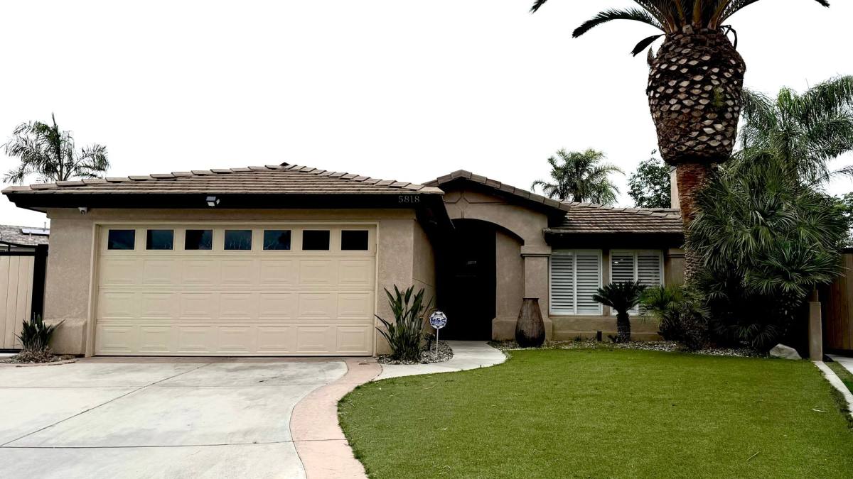 House for rent at 5818 Clear Valley Court, Bakersfield, CA 93313