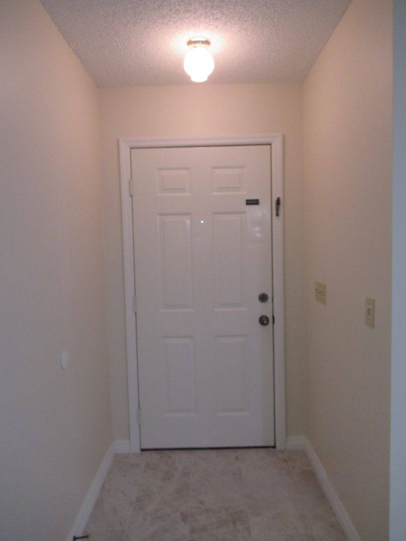 House for rent at 127 Sunnyside Dr, Clermont, FL 34711