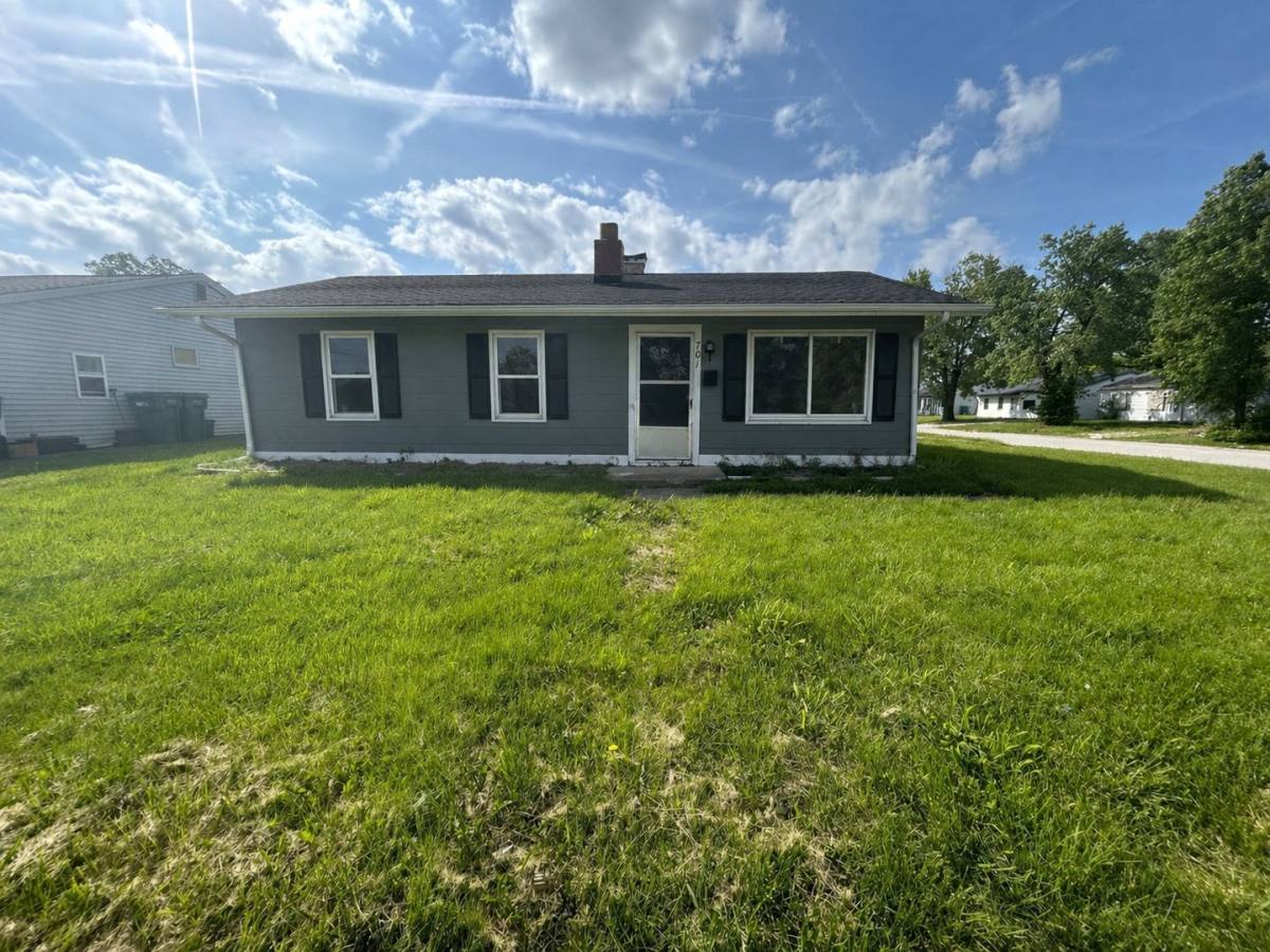 House for rent at 701 St Paul, East Saint Louis, IL 62206