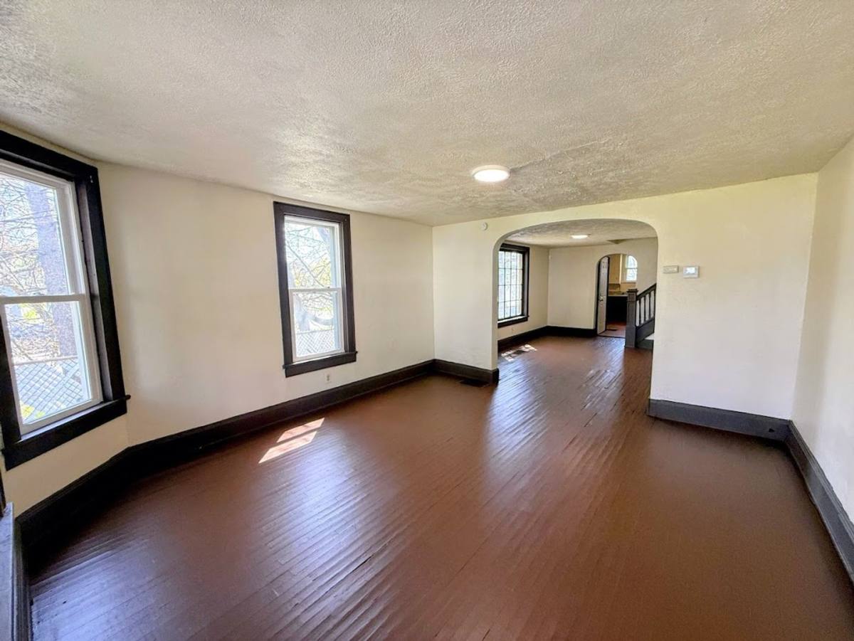 Apartment for rent at 2048 2nd St NE, Canton, OH 44704