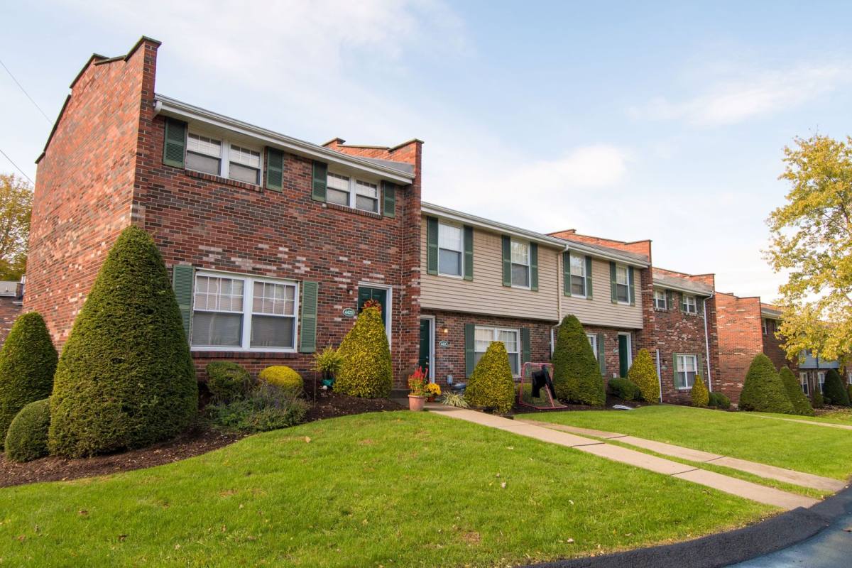 Townhouse for rent at 442 Mower Dr, Pittsburgh, PA 15239