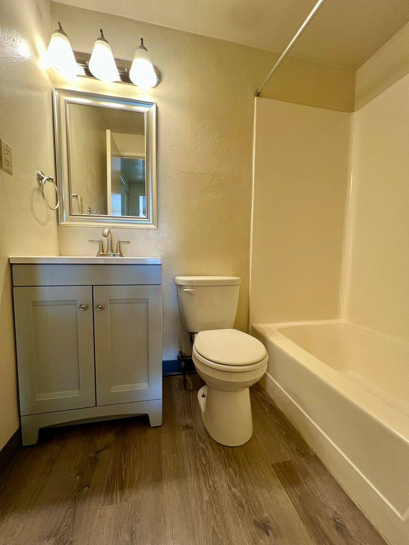 Townhouse for rent at 442 Mower Dr, Pittsburgh, PA 15239