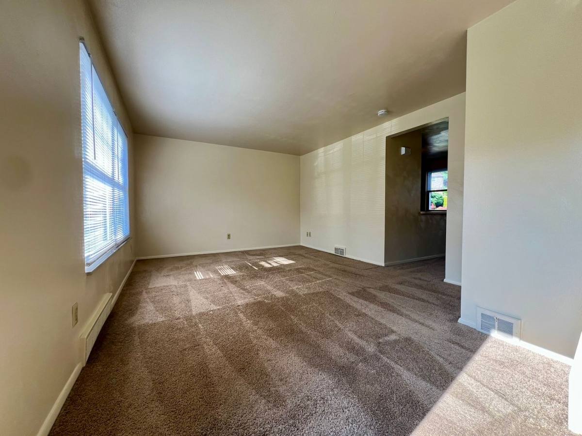 Townhouse for rent at 442 Mower Dr, Pittsburgh, PA 15239
