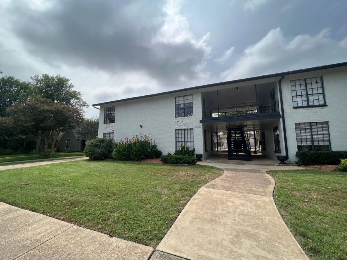 Apartment for rent at 5317 Junius St, Dallas, TX 75214