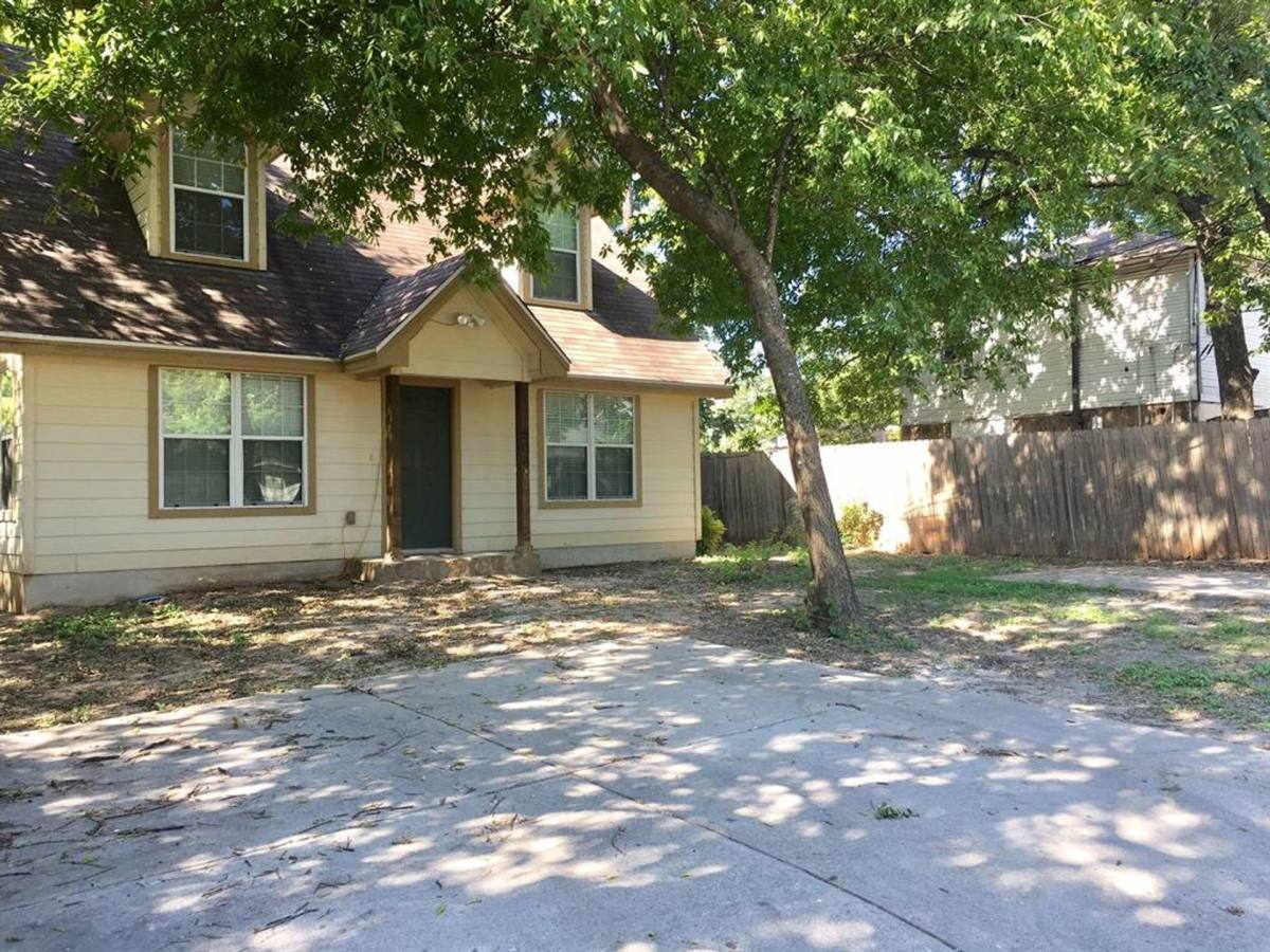 Townhouse for rent at 506 E 38th St #B, Austin, TX 78705