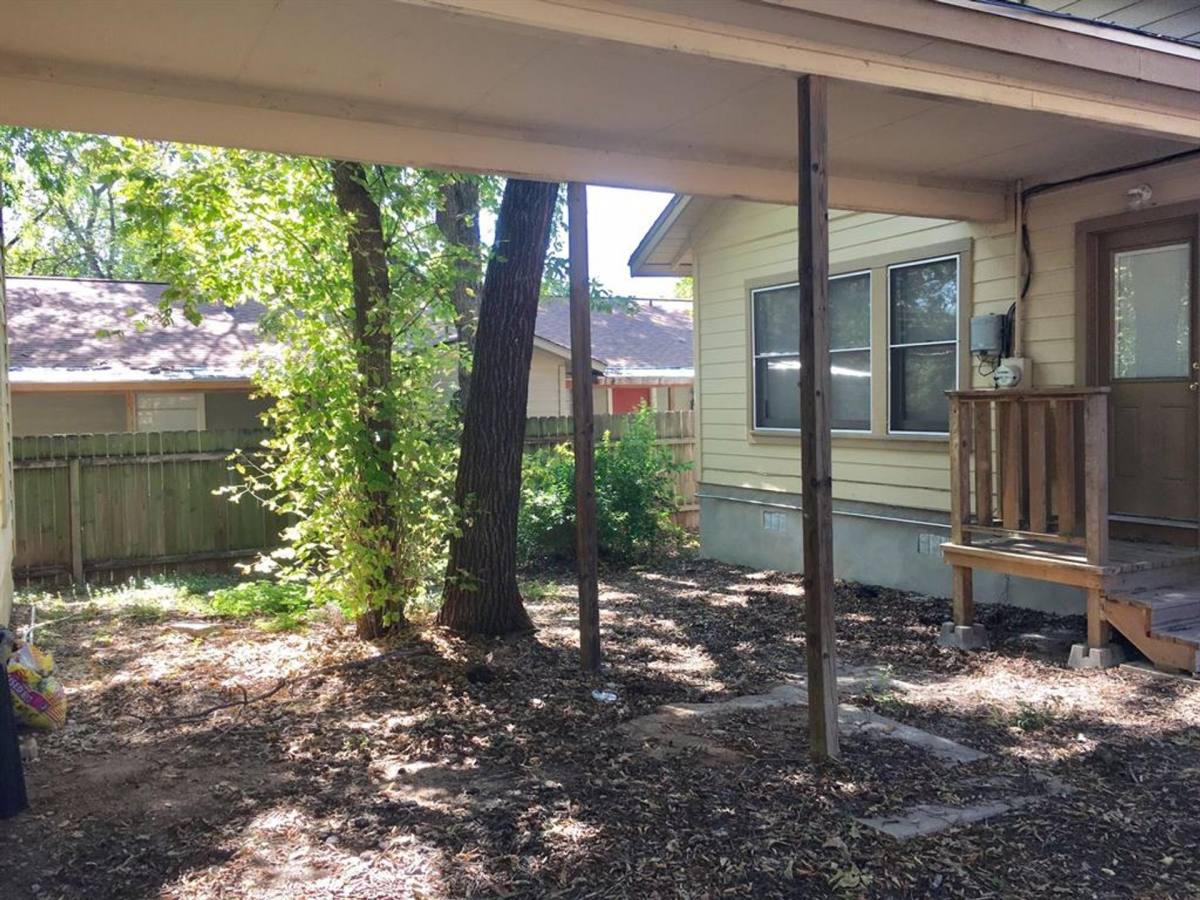 Townhouse for rent at 506 E 38th St #B, Austin, TX 78705