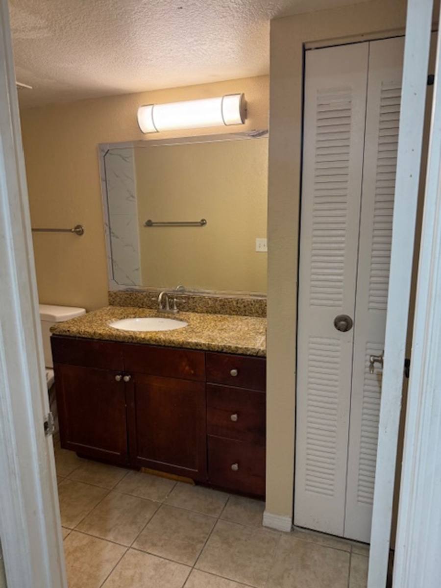 Apartment for rent at 5124 Conroy Rd #613, Orlando, FL 32811