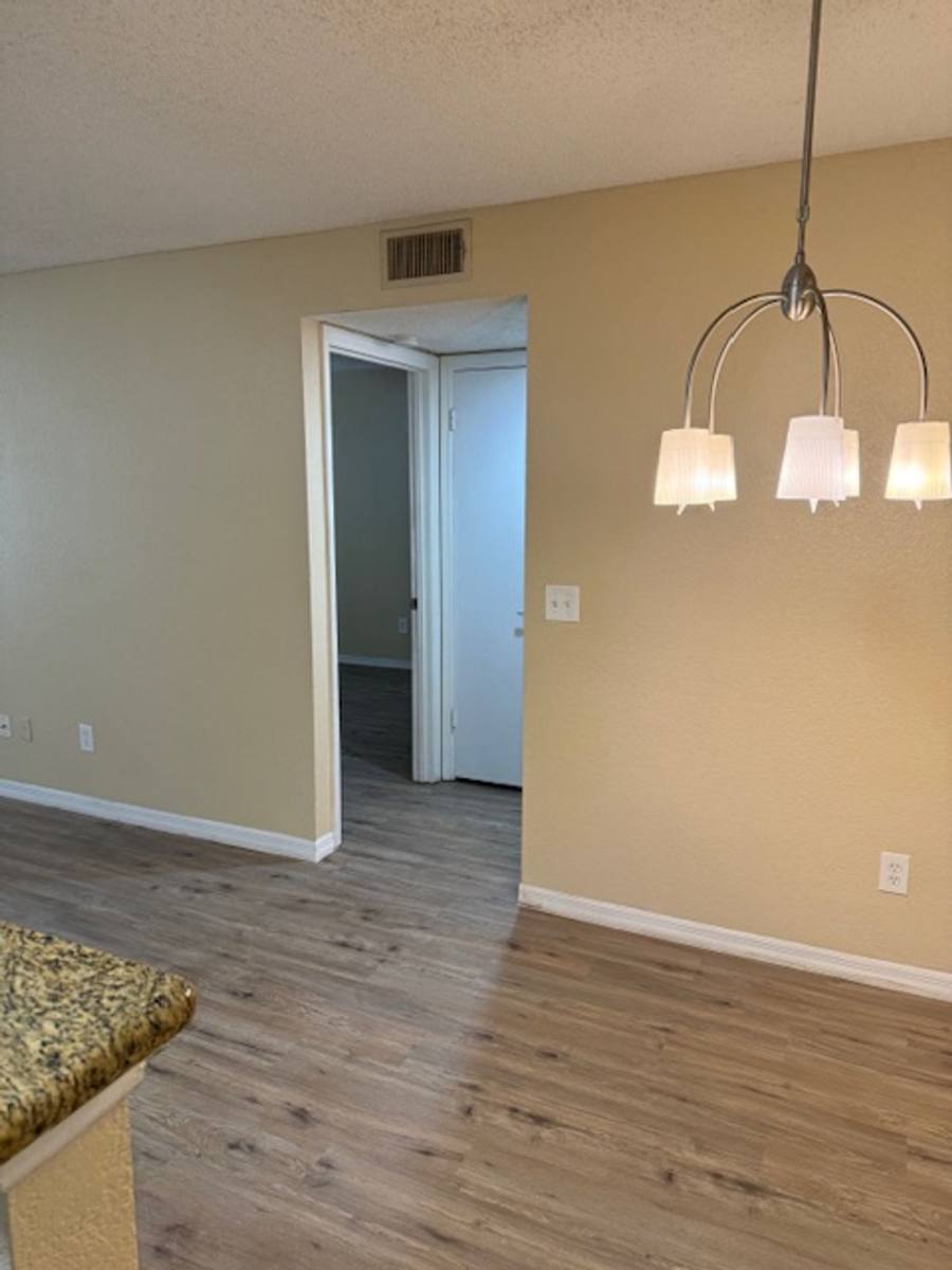 Apartment for rent at 5124 Conroy Rd #613, Orlando, FL 32811