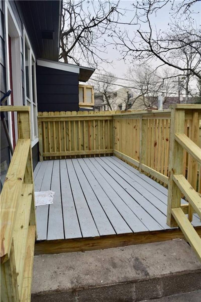 Townhouse for rent at 611 Nelray Blvd #B, Austin, TX 78751