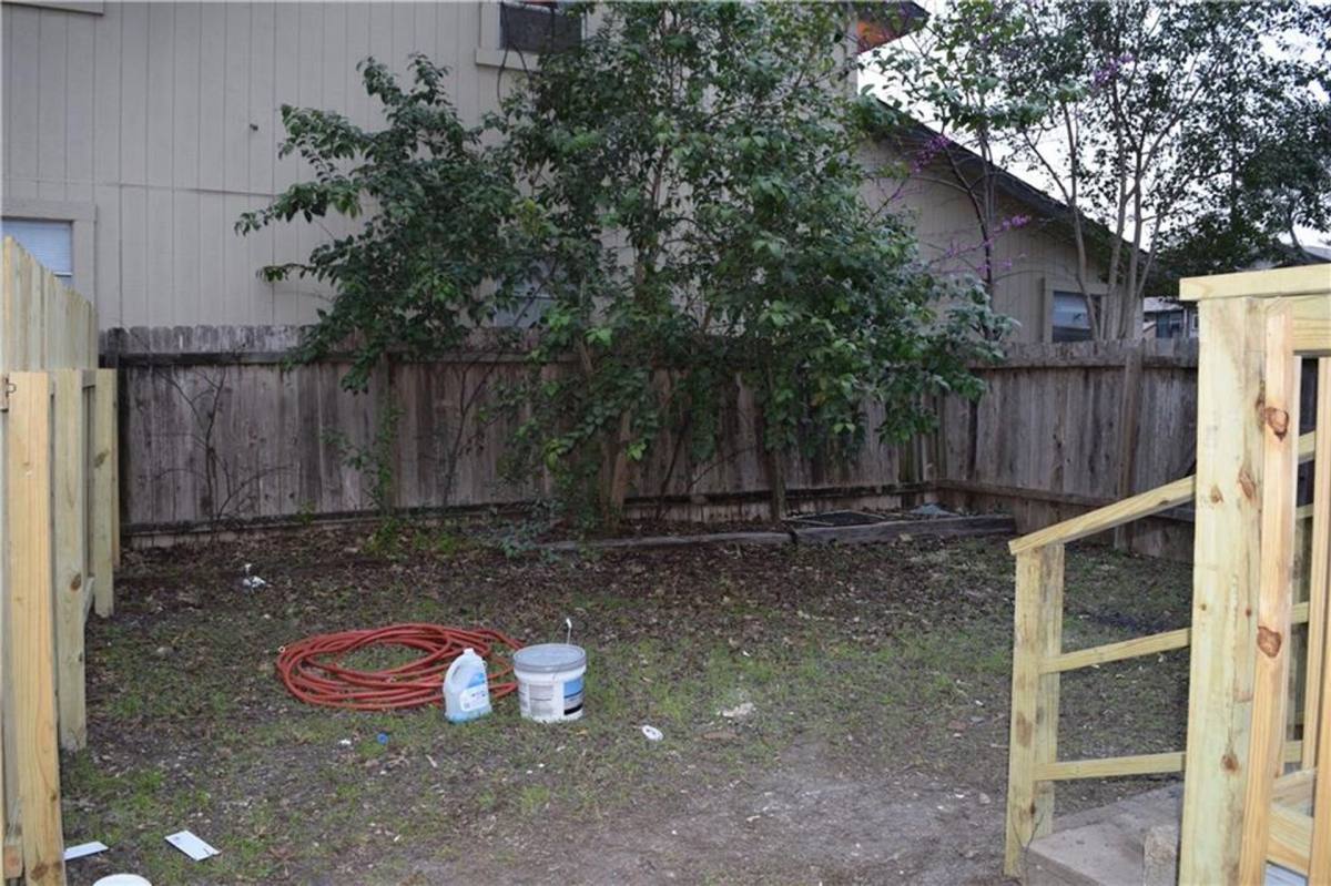 Townhouse for rent at 611 Nelray Blvd #B, Austin, TX 78751