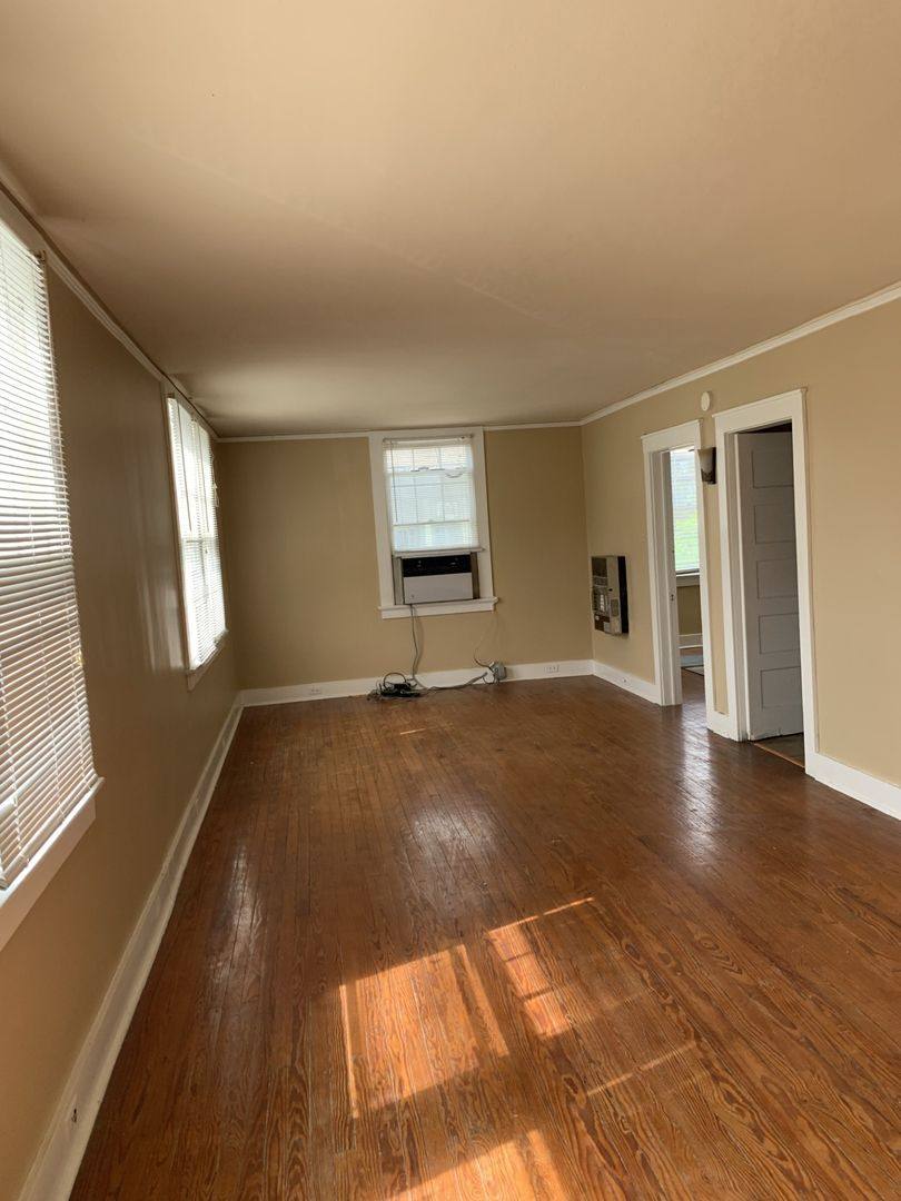 Apartment for rent at 1010 Short St, New Orleans, LA 70118
