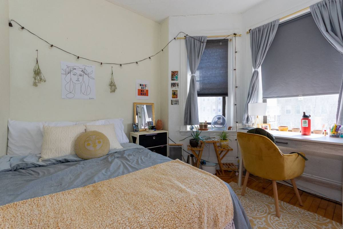 Apartment for rent at 57 Brighton Ave #10, Allston, MA 02134