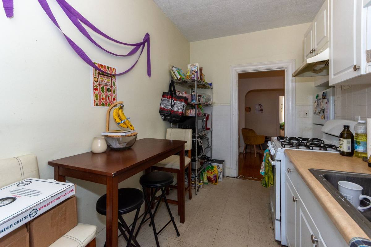 Apartment for rent at 57 Brighton Ave #10, Allston, MA 02134