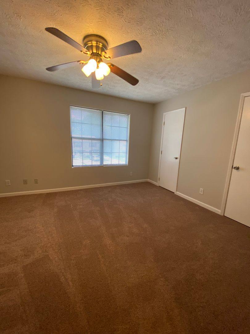 Apartment for rent at 2502 Hidden Cove Court, Gainesville, GA 30501