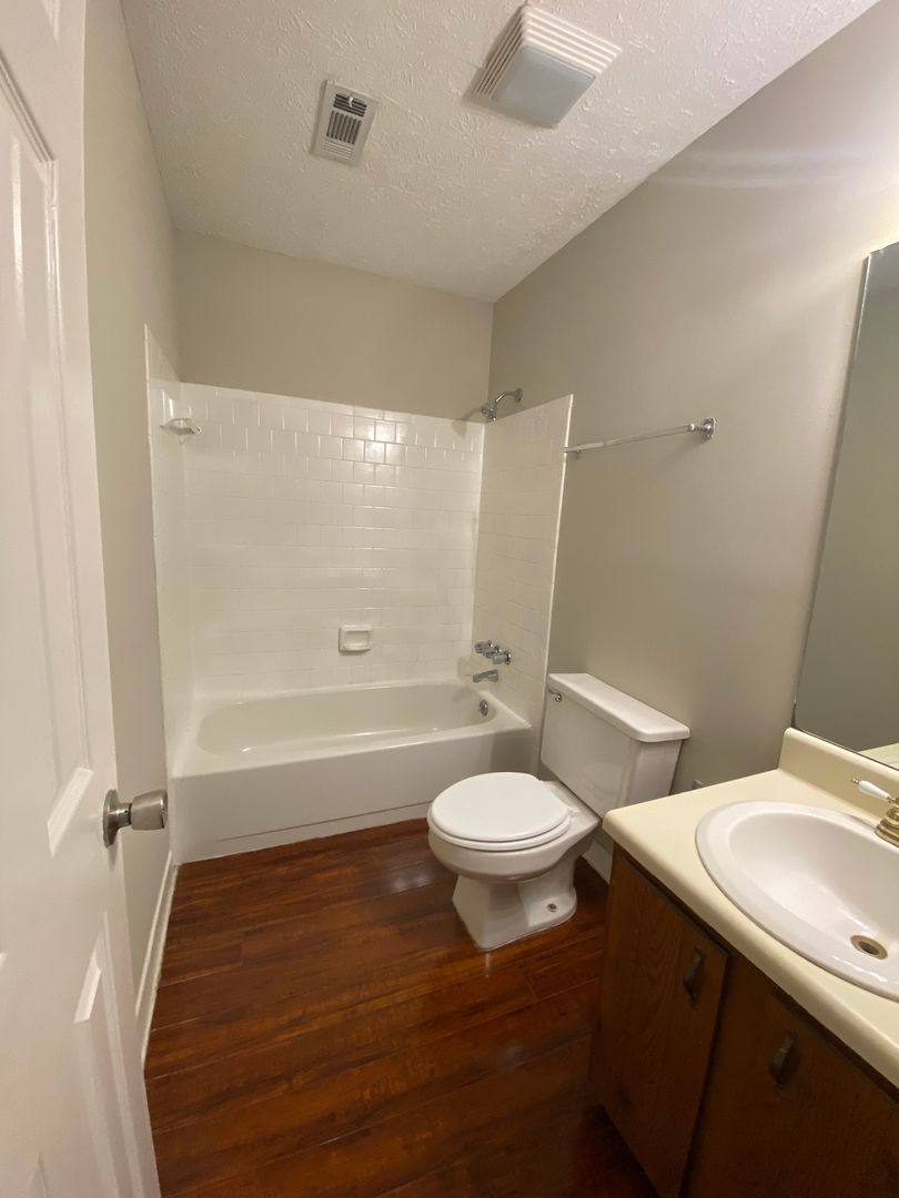 Apartment for rent at 2502 Hidden Cove Court, Gainesville, GA 30501