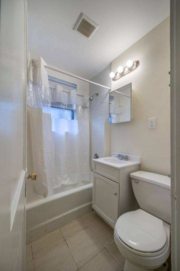 House for rent at 8 Hamilton Rd #3, Brookline, MA 02446