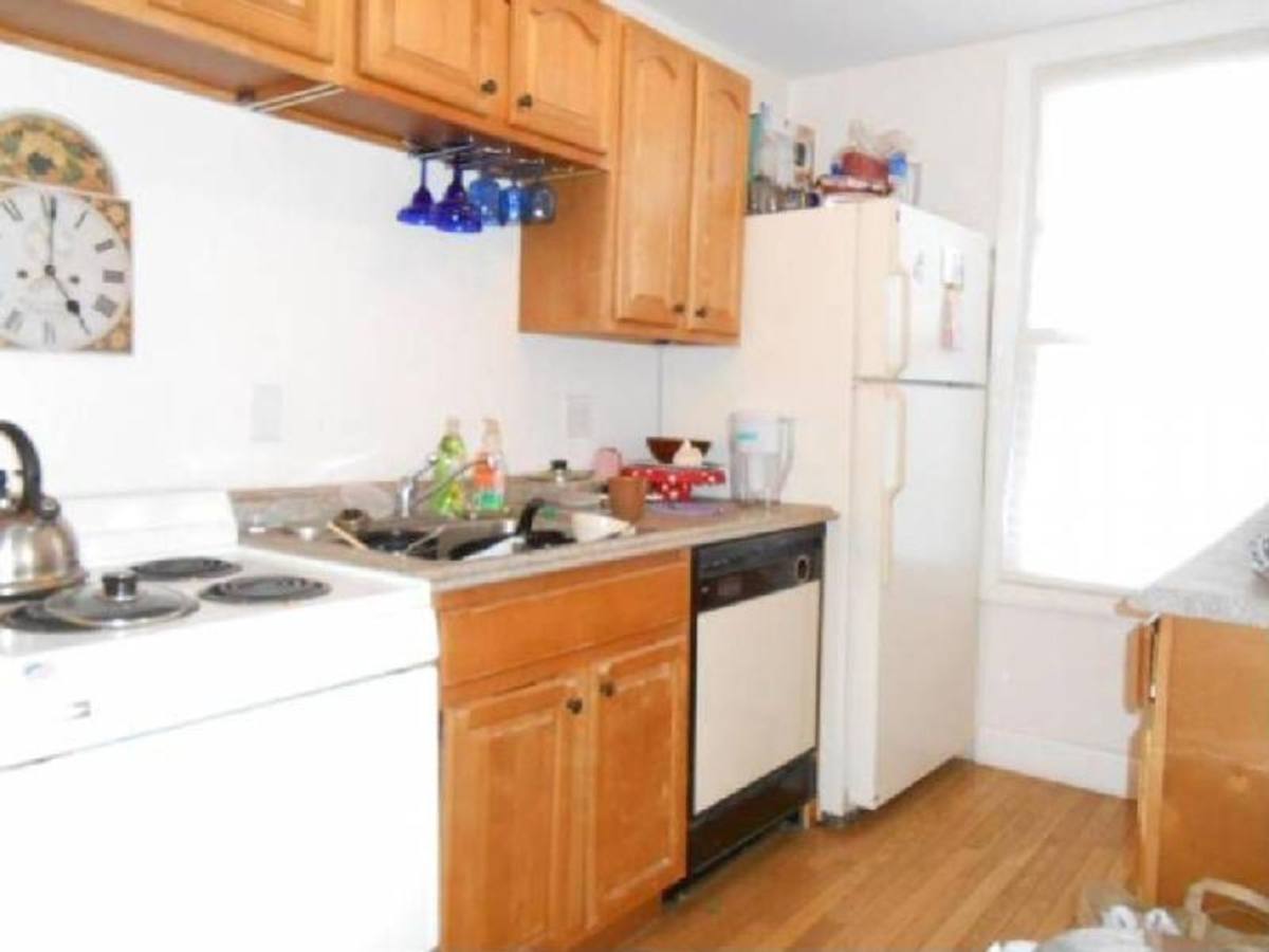 House for rent at 2116 Freeman Rd, Brookline, MA 02446