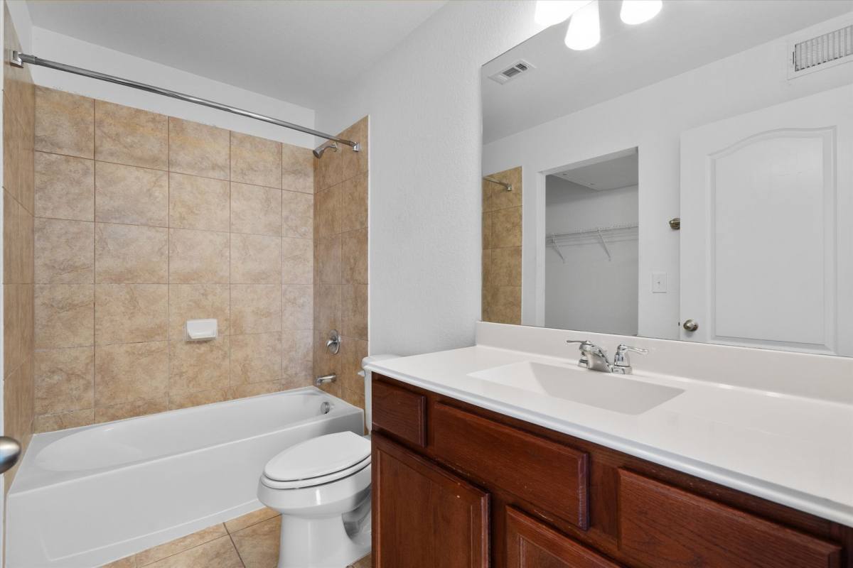 House for rent at 1629 Arbor Knot Dr, Kyle, TX 78640