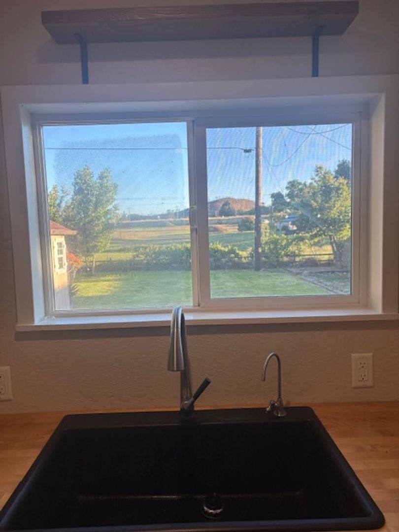 House for rent at 9885 Maiden Lane, Chinese Camp, CA 95309