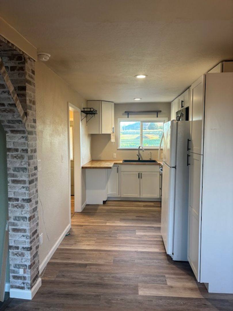 House for rent at 9885 Maiden Lane, Chinese Camp, CA 95309