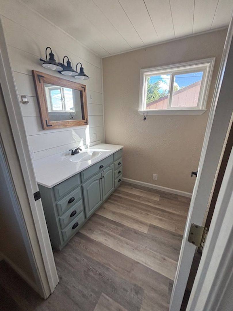 House for rent at 9885 Maiden Lane, Chinese Camp, CA 95309