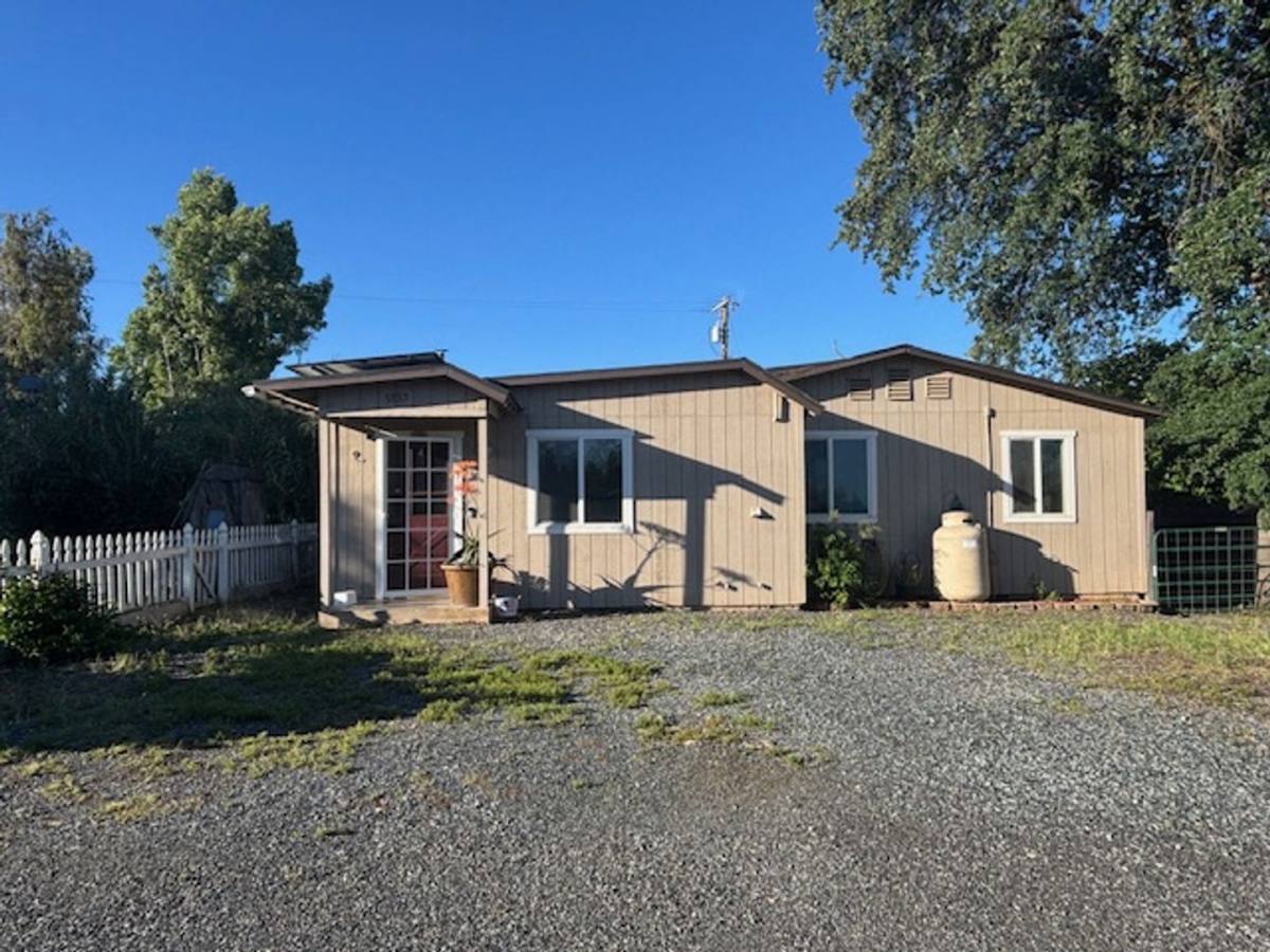 House for rent at 9885 Maiden Lane, Chinese Camp, CA 95309