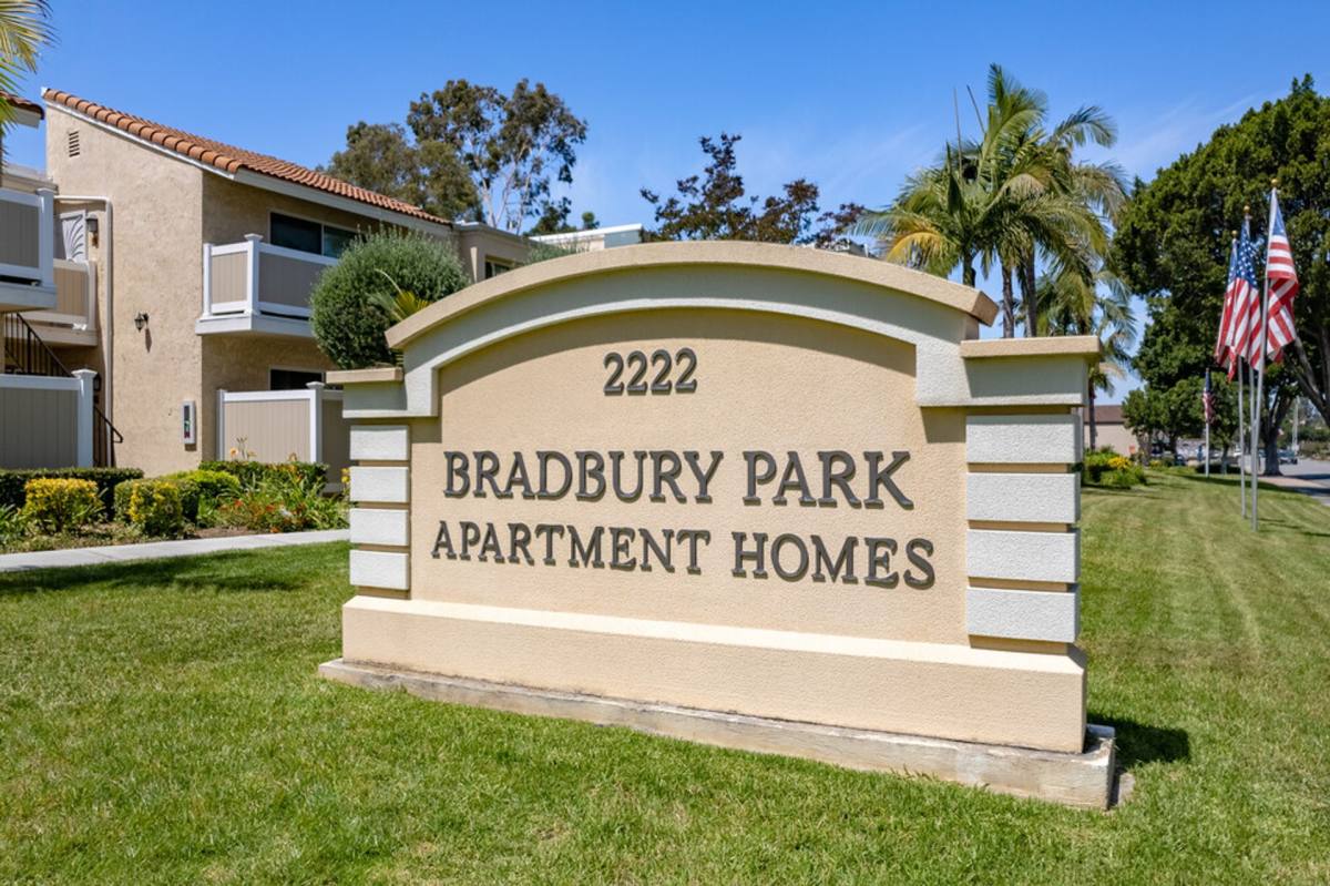 Apartment for rent at 2222 E Huntington Dr, Duarte, CA 91010