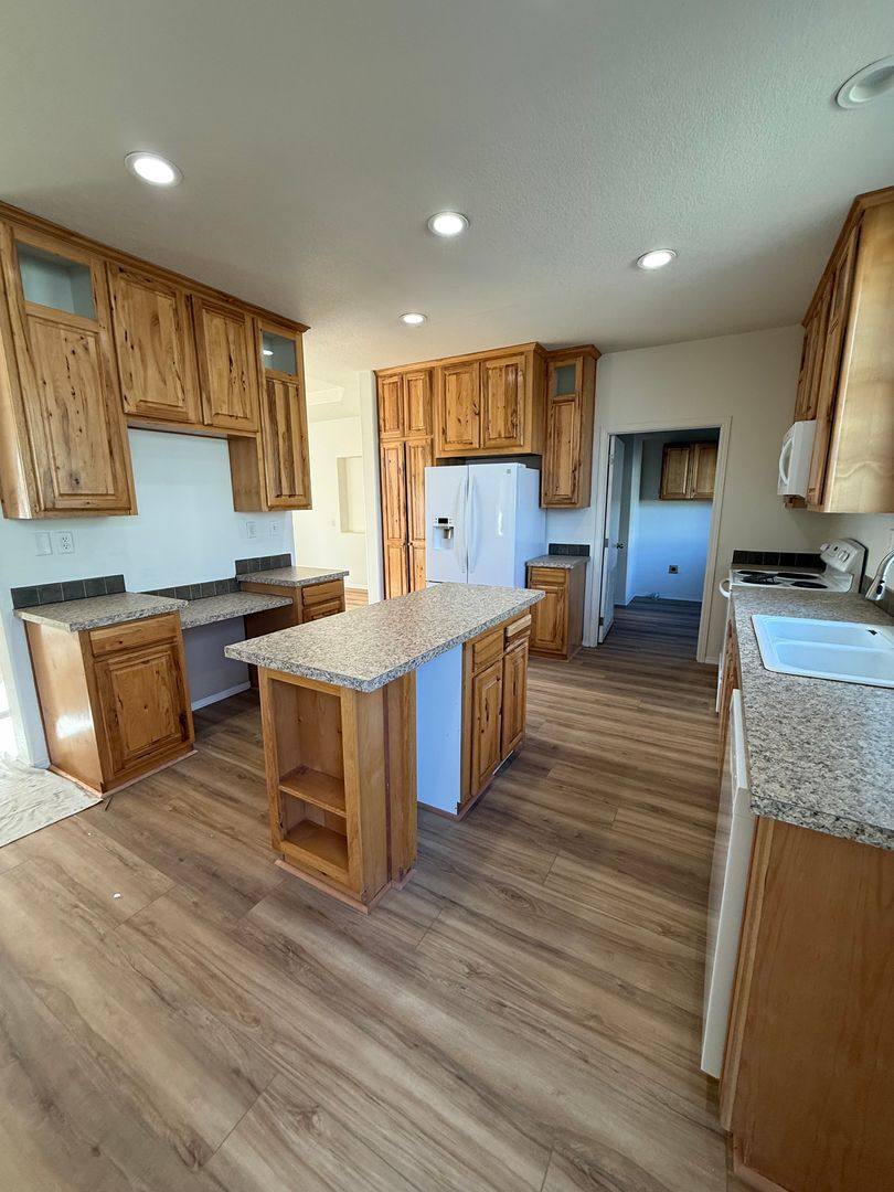 House for rent at 63626 S Barview Rd, Coos Bay, OR 97420