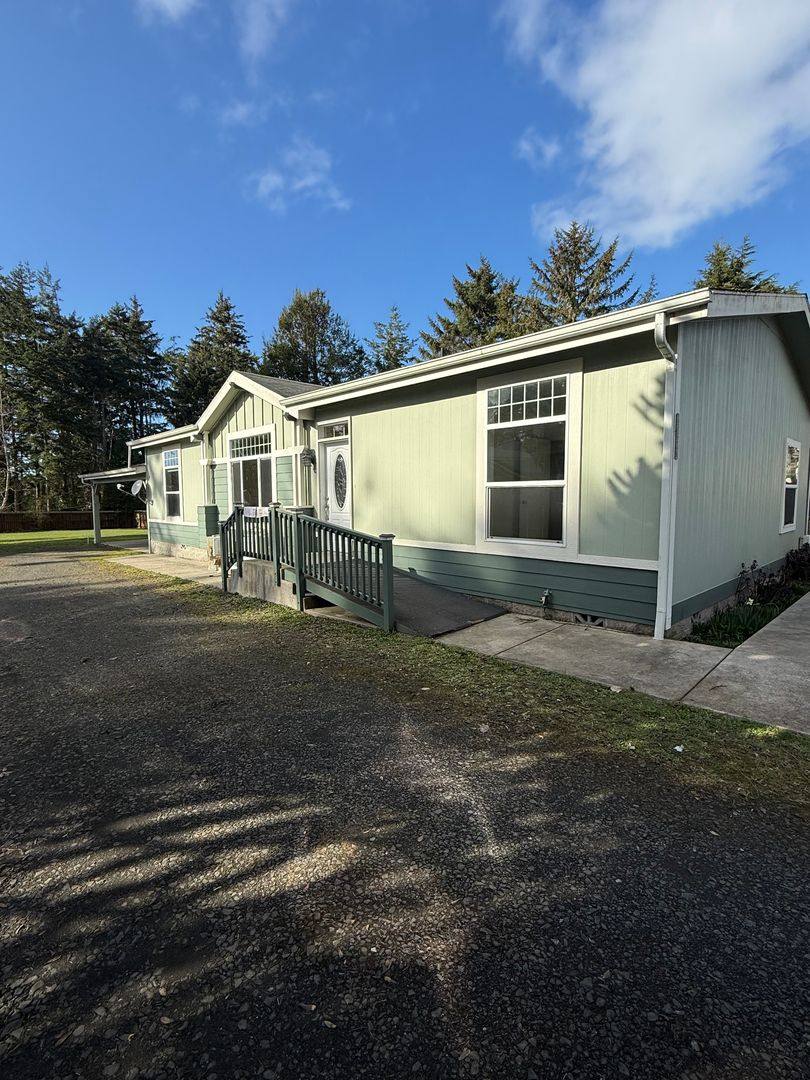 House for rent at 63626 S Barview Rd, Coos Bay, OR 97420