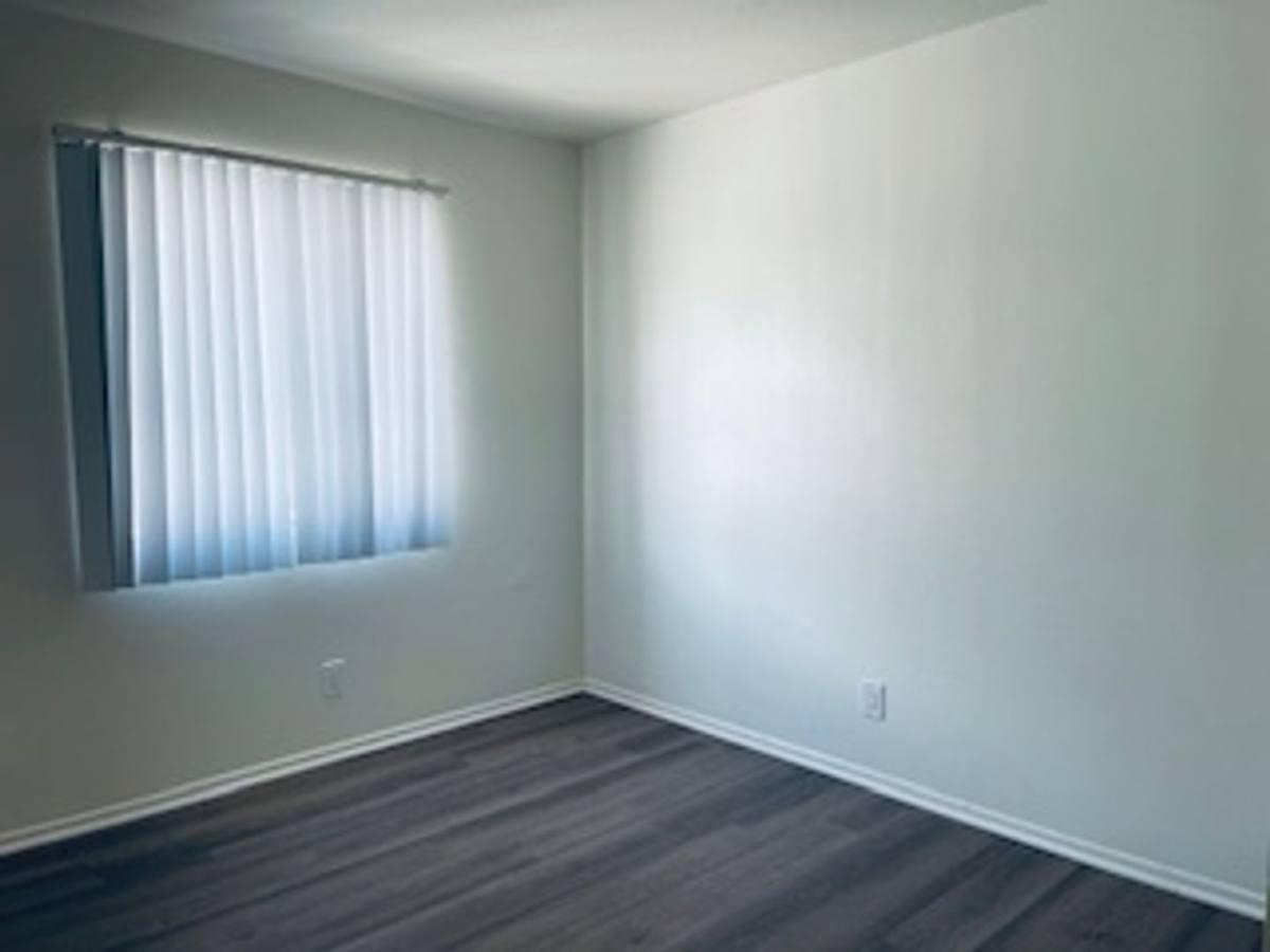 Townhouse for rent at 6442 Rostrata Ave, Buena Park, CA 90621