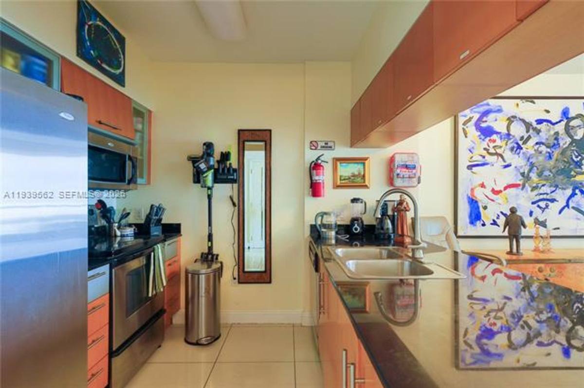 Apartment for rent at 1750 N Bayshore Dr, Miami, FL 33132
