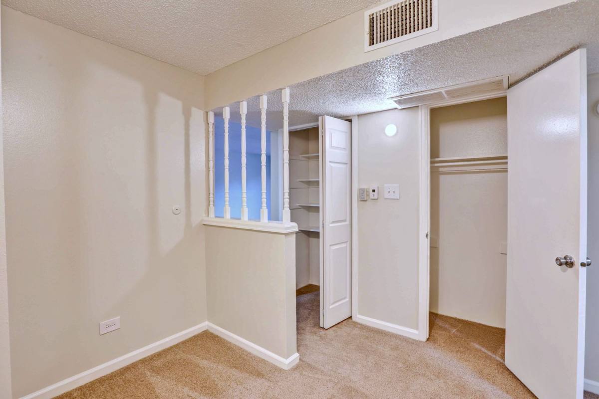 Apartment for rent at 2050 S Monaco St Parkway, Denver, CO 80224