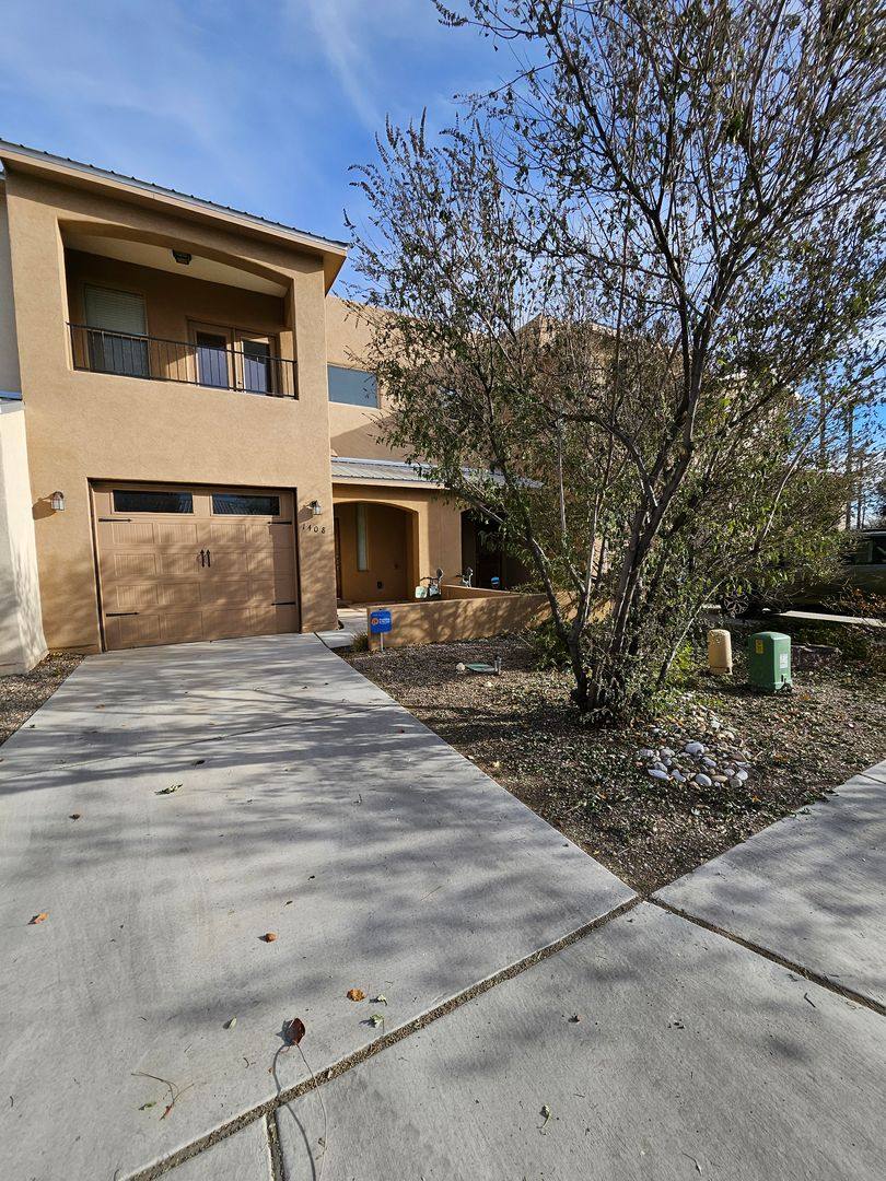 Townhouse for rent at 1408 Lumberton Dr NW, Albuquerque, NM 87104