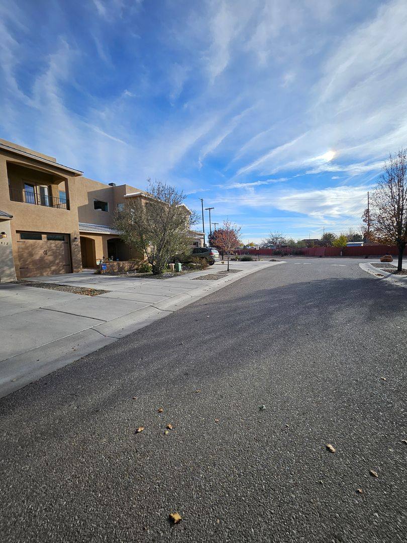 Townhouse for rent at 1408 Lumberton Dr NW, Albuquerque, NM 87104