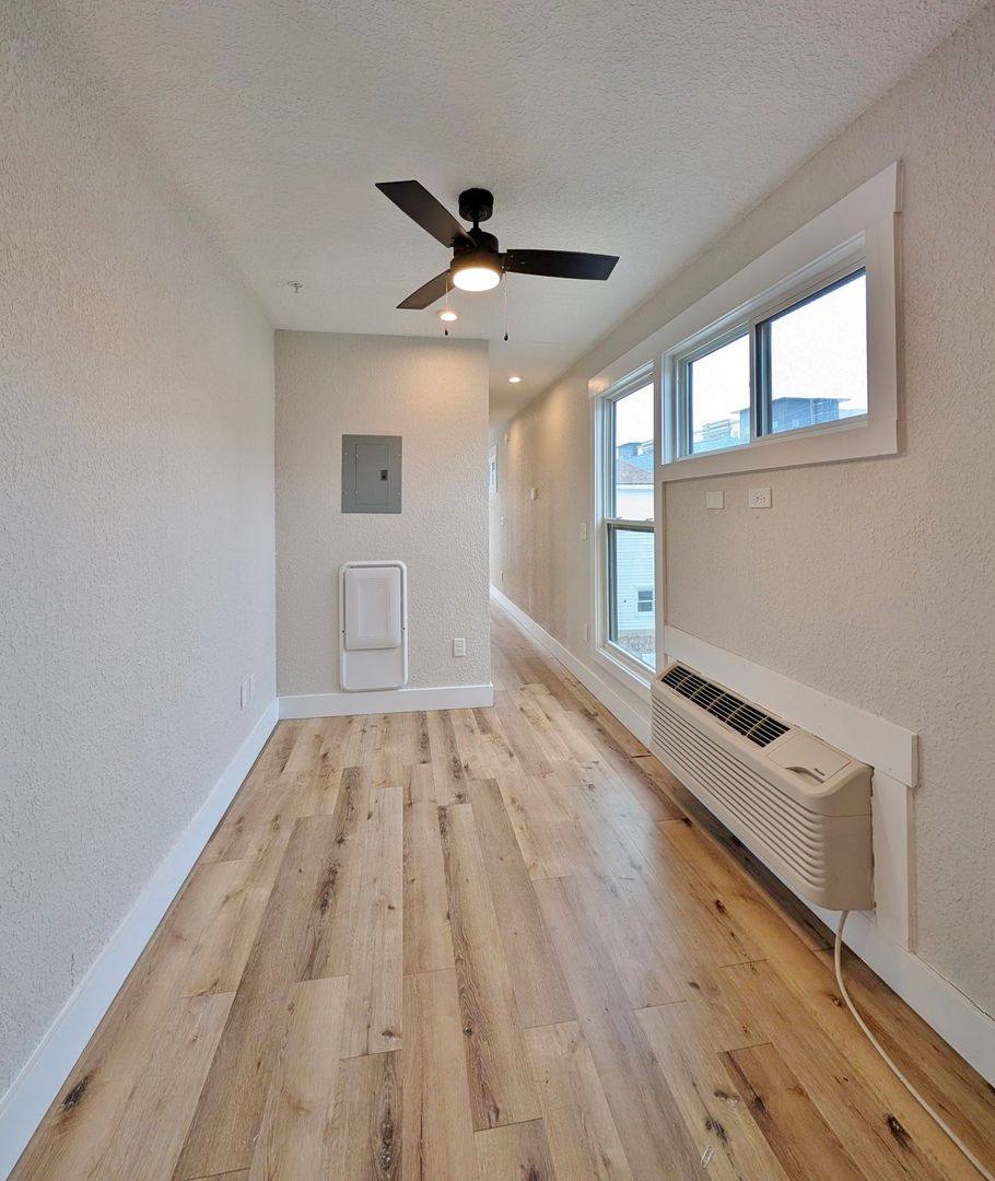 Apartment for rent at 412 E Ashley St, Jacksonville, FL 32202