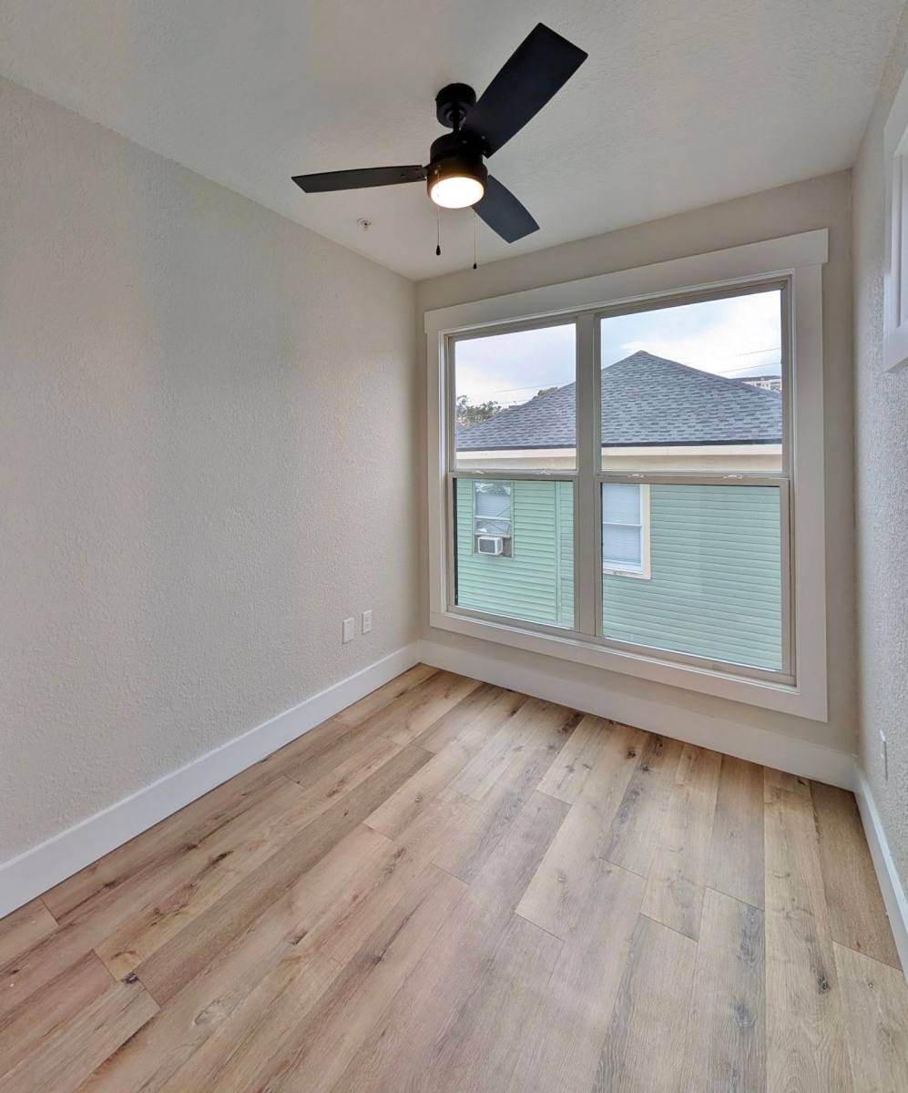 Apartment for rent at 412 E Ashley St, Jacksonville, FL 32202