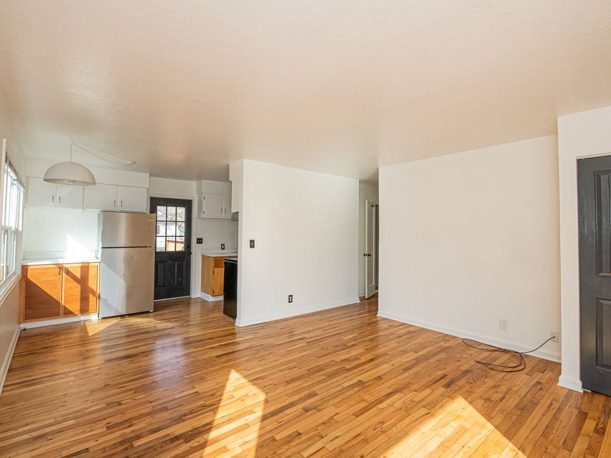 House for rent at 3033 N Halleck St, Portland, OR 97217