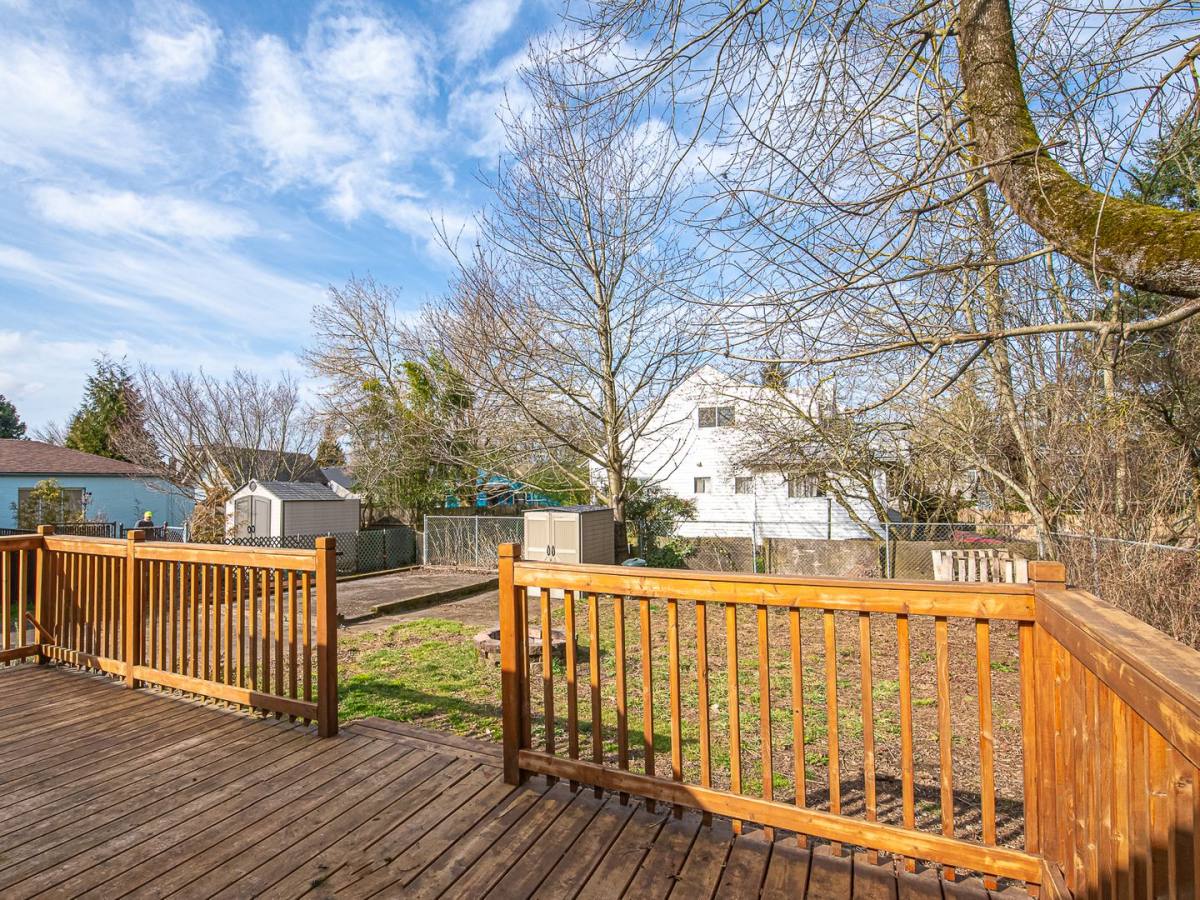 House for rent at 3033 N Halleck St, Portland, OR 97217