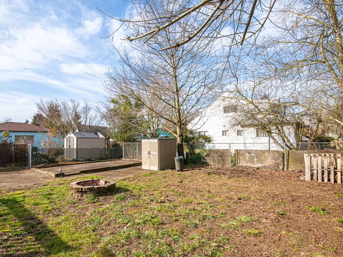 House for rent at 3033 N Halleck St, Portland, OR 97217