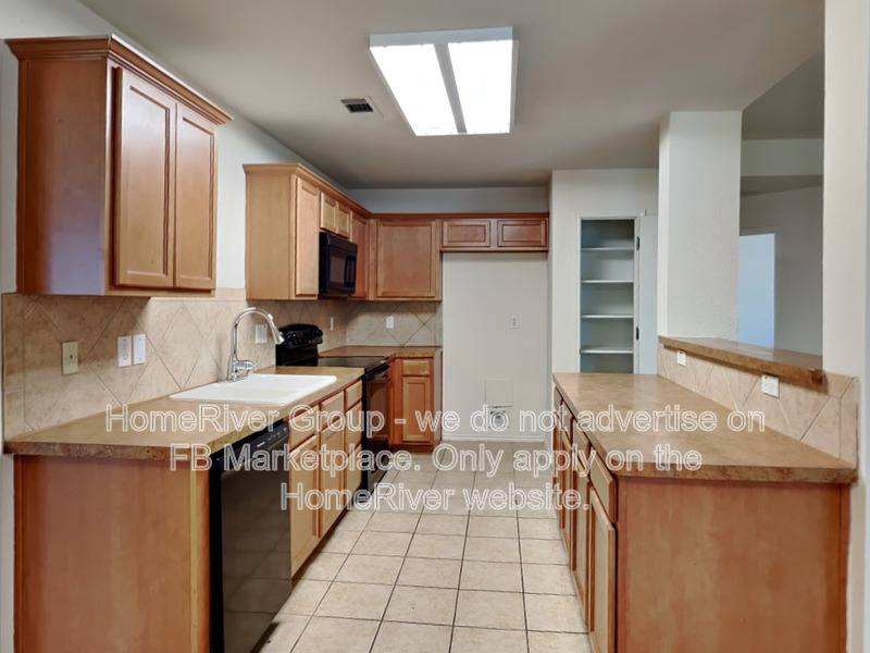 House for rent at 717 River Run Dr, Red Oak, TX 75154
