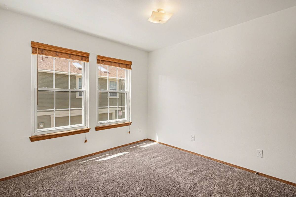 Townhouse for rent at 1915 S Hannibal St, Aurora, CO 80013
