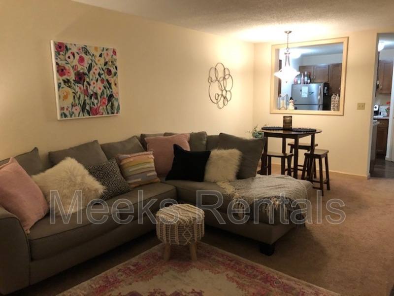 Apartment for rent at 1655 6th Ave #101, Huntington, WV 25703